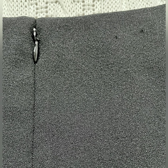 Karl Lagerfeld Black Midi Fitted Dress 3/4 Sleeve Flounce Boat Neck Size 8 - Picture 5 of 7